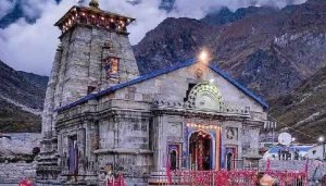 kedarnath mobile ban: केदारनाथ मंदिर परिसर में मोबाइल बैन, अब नहीं बना पायेंगे रील