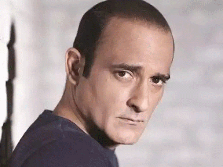 फिल्ममेकर प्रियदर्शन ने अक्षय खन्ना को बताया डार्लिंग:दृश्यम 3 कंट्रोवर्सी पर एक्टर का दिया साथ, बोले वो कभी भी मूडी नहीं थे