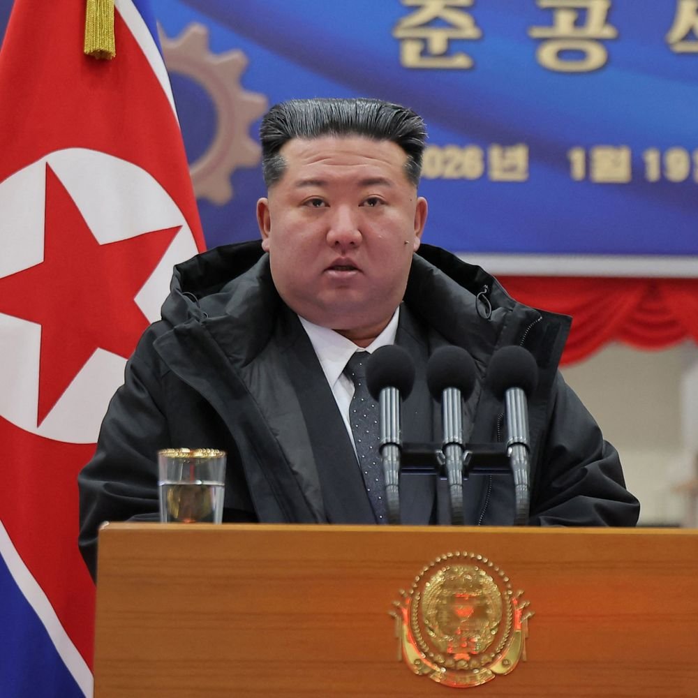 किम जोंग ने मंच से डिप्टी पीएम को बर्खास्त किया:कहा बैल गाड़ी खींच सकती है, बकरी नहीं, तुम्हें जिम्मेदारी देना मेरी गलती थी