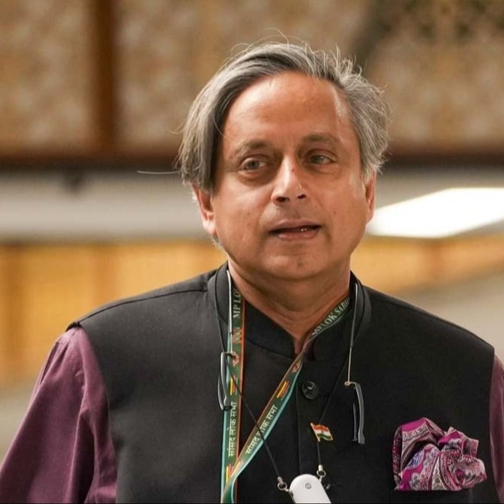 शशि थरूर केरल कांग्रेस की बैठक में शामिल नहीं हुए:दावा राहुल गांधी से नाराज; 19 जनवरी को राहुल ने कोच्चि में नाम नहीं लिया