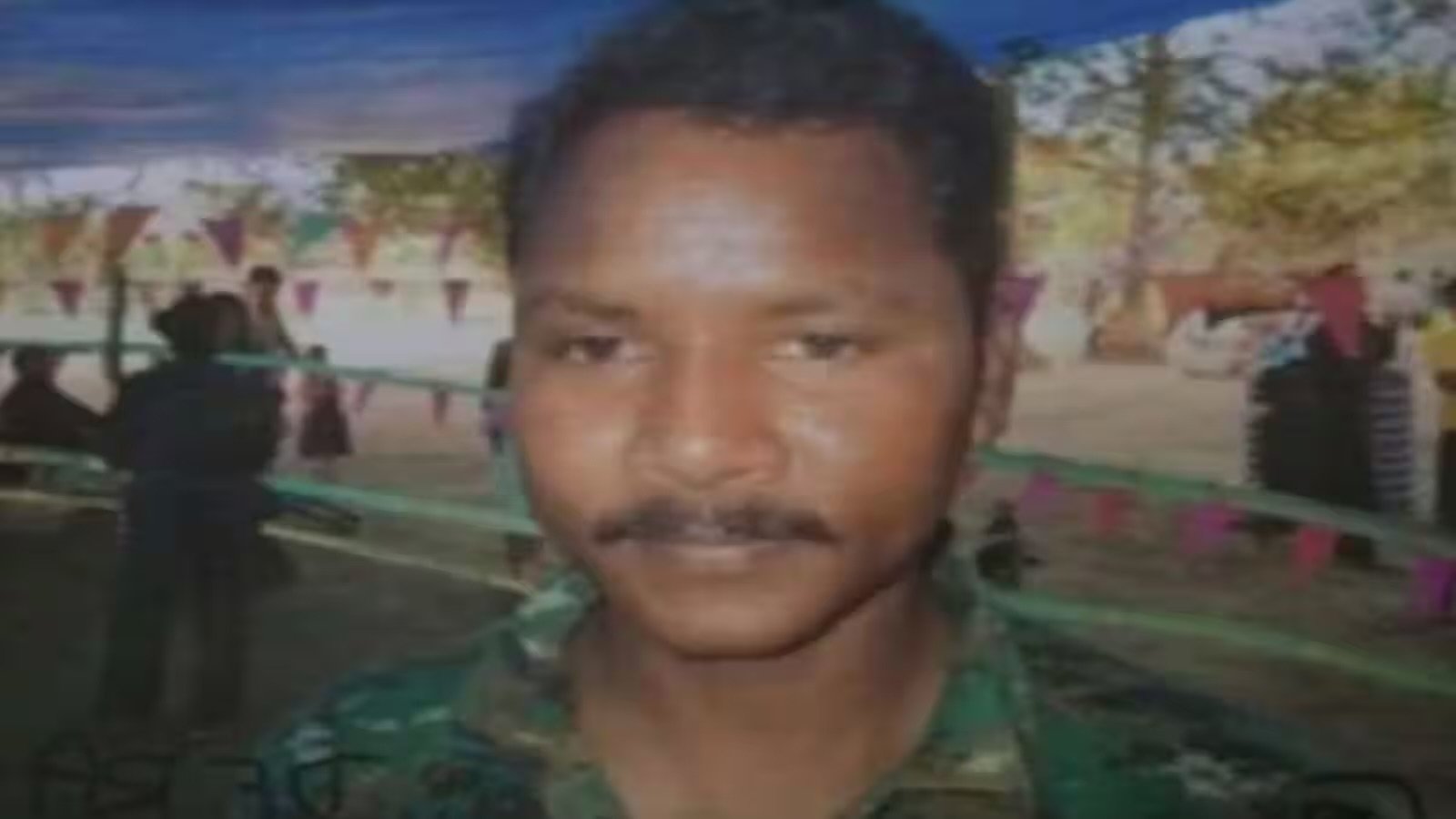 cg breaking | तेलंगाना में नक्सली कमांडर बारसे देवा ने किया सरेंडर