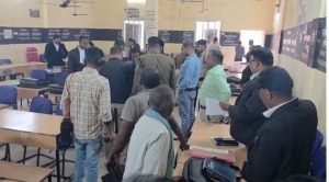 cg court bomb threat: छत्तीसगढ़ के इन 3 न्यायालयों को बम से उड़ाने की धमकी, कोर्ट परिसर को कराया गया खाली