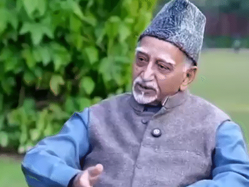 पूर्व उपराष्ट्रपति अंसारी ने महमूद गजनी को भारतीय लुटेरा बताया:भाजपा बोली यह बीमार मानसिकता, क्या कांग्रेस गजनवी के 17 हमलों पर पर्दा डालना चाहती है