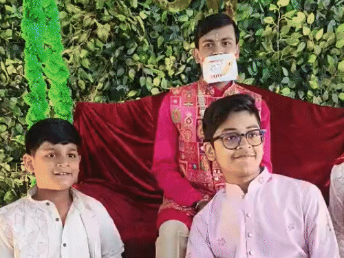 कॉलेज छोड़ 27 साल का युवक बनेगा जैन संत:बोले 32 लाख का पैकेज छोड़ सॉफ्टवेयर इंजीनियर साध्वी बनी थी, यह देख मेरा मन बदला