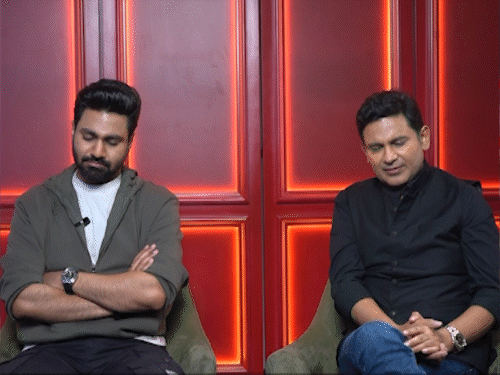 मनोज मुंतशिर बोले ‘बॉर्डर 2’ का गाना लिखते वक्त रोया:मिथुन ने कहा इतने लंबे करियर के बाद भी लगा जैसे ये मेरी पहली फिल्म