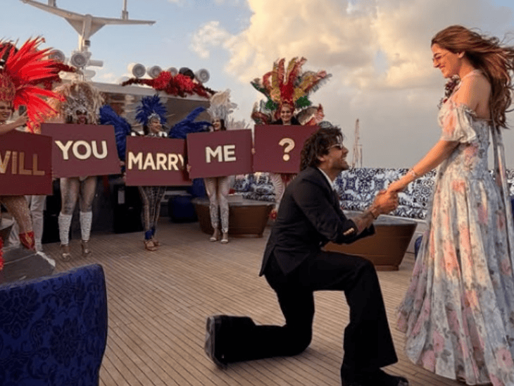 नूपुर सेनन ने की बॉयफ्रेंड स्टेबिन से सगाई:भावुक होकर बहन कृति बोलीं मैं बहुत रोने वाली हूं, 11 जनवरी को उदयपुर में होगी शादी