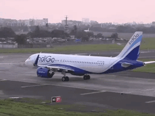 dgca ने इंडिगो पर ₹22.20 करोड़ का फाइन लगाया:जांच कमेटी ने गड़बड़ी की 4 वजहें बताईं; दिसंबर में एयरलाइन की 2500 फ्लाइट कैंसिल हुई थीं
