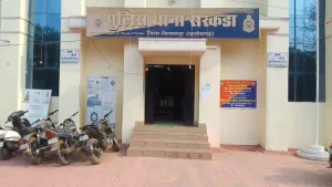 bilaspur minor rape: 6 साल की मासूम से रेप, बेर का लालच देकर खेत ले गया पड़ोसी, आरोपी गिरफ्तार