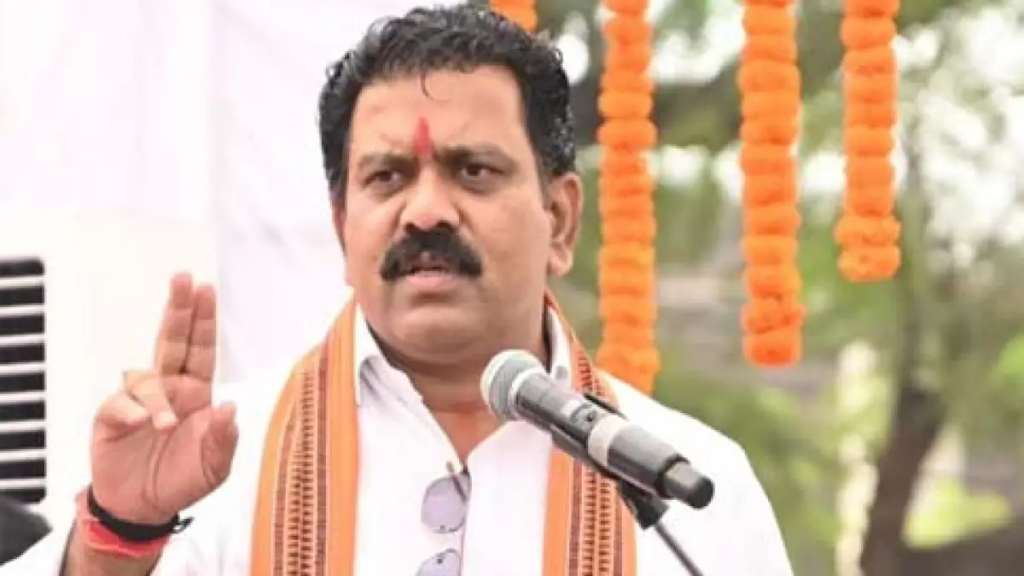 77वें गणतंत्र दिवस पर अंबिकापुर में गरिमामय आयोजन, डिप्टी सीएम विजय शर्मा रहे मुख्य अतिथि…