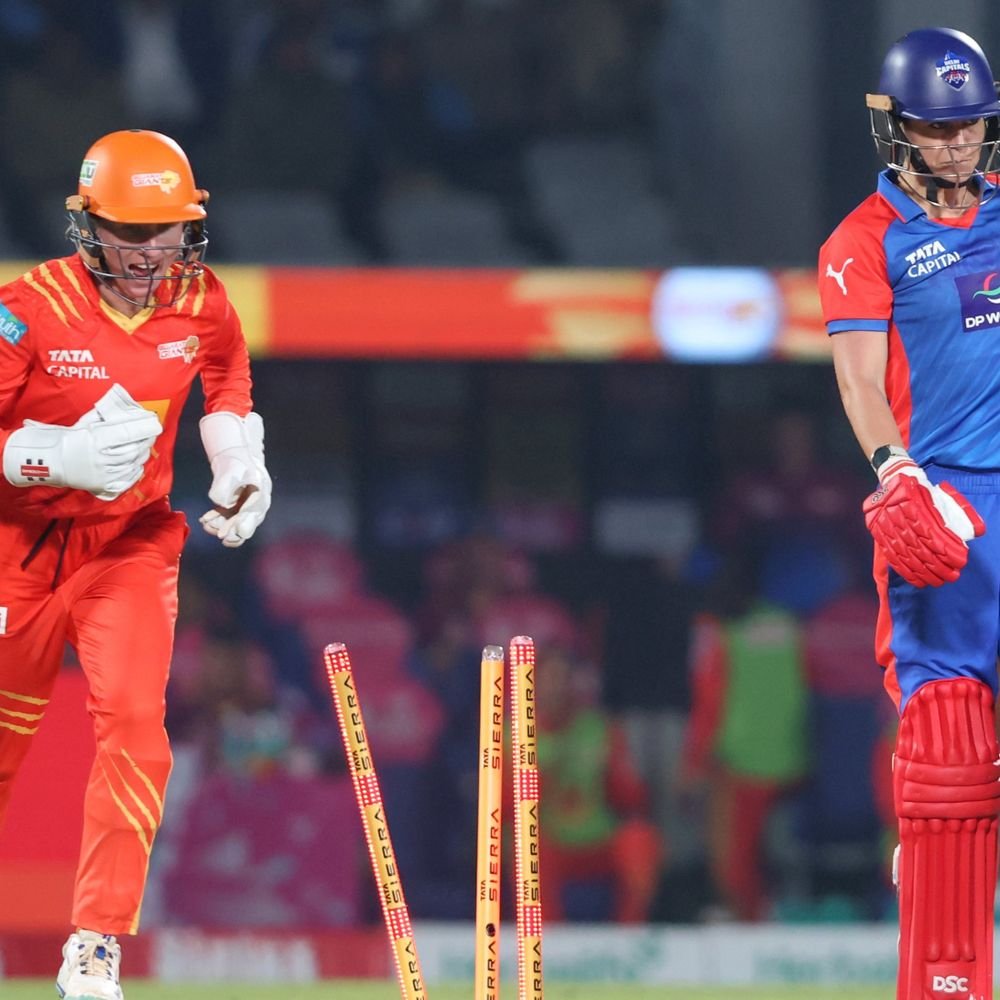 wpl में गुजरात की चौथी जीत:दिल्ली को 3 रन से रोमांचक मुकाबला हराया, मूनी की फिफ्टी; सोफी डिवाइन को 4 विकेट