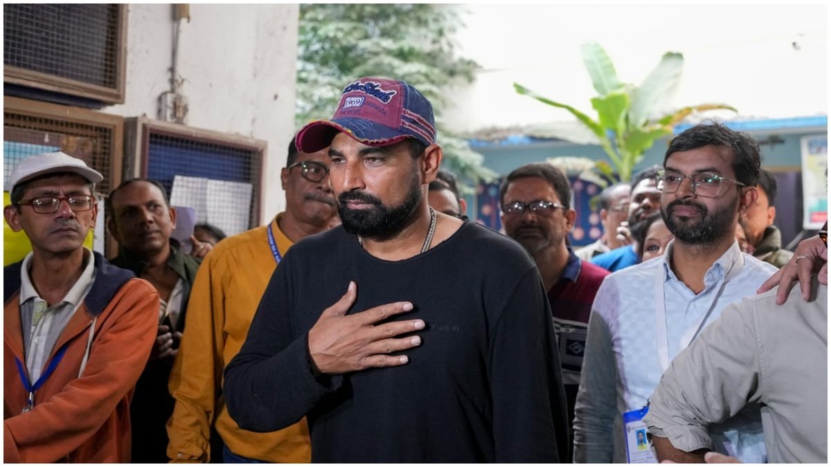 कोलकाता: एसआईआर सुनवाई के लिए पेश हुए क्रिकेटर शमी, फॉर्म में अनियमितता पर चुनाव अधिकारियों ने किया था तलब