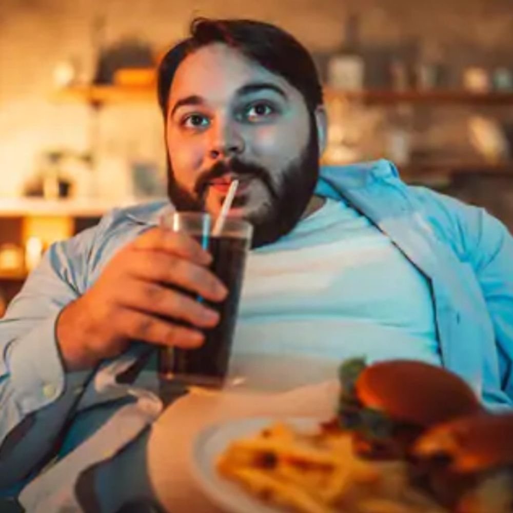 लोकलसर्किल्स सर्वे में 50 हजार से ज्यादा लोगों की प्रतिक्रियाएं:भारत में मोटापा तेजी से बढ़ा, 76% लोगों के करीबियों में कोई मोटा