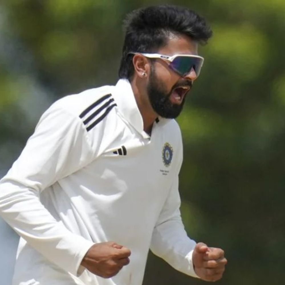 mp ने 8 बार की रणजी चैंपियन कर्नाटक को हराया:सारांश जैन प्लेयर ऑफ द मैच; सागर को 3 विकेट; डिफेंडिंग चैंपियन विदर्भ हारा