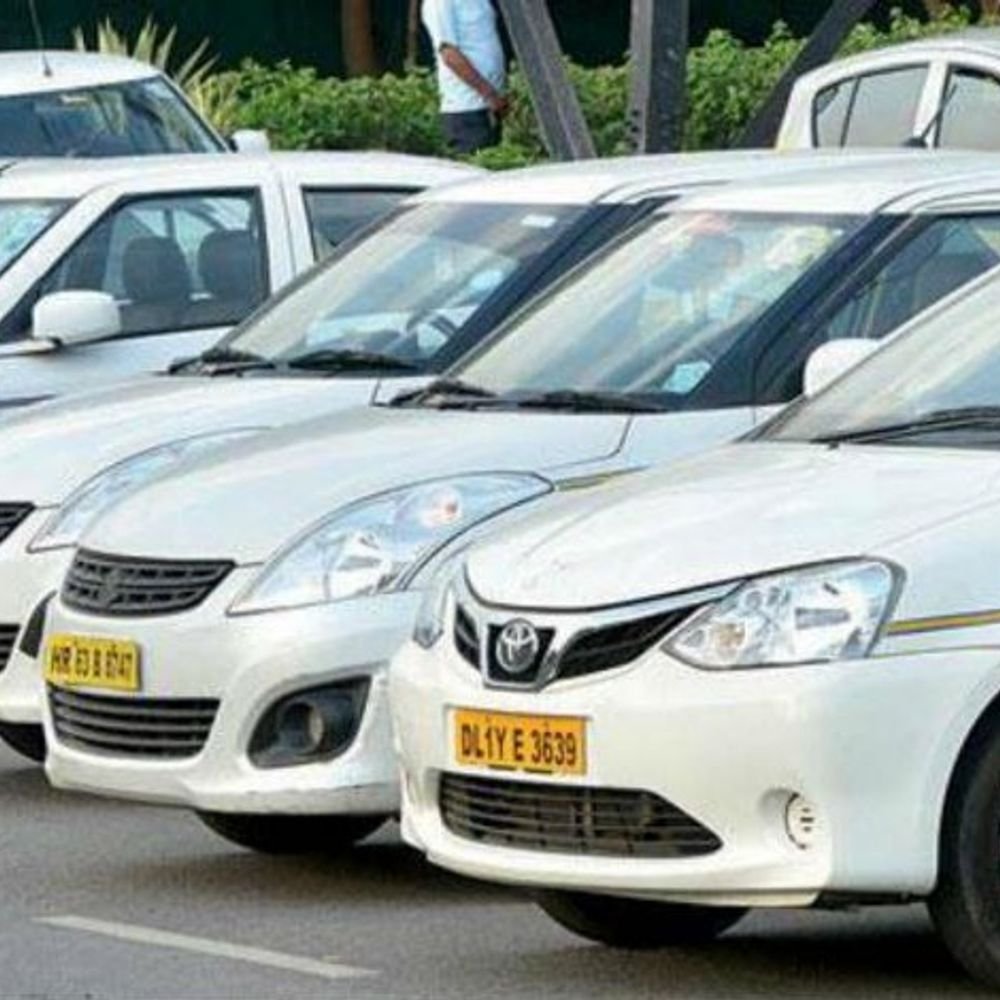 देशभर में आज एप बेस्ड ट्रांसपोर्ट वर्कर्स की हड़ताल:घटती कमाई और शोषण के खिलाफ प्रदर्शन; ओला, उबर और रैपिडो सर्विस पर असर