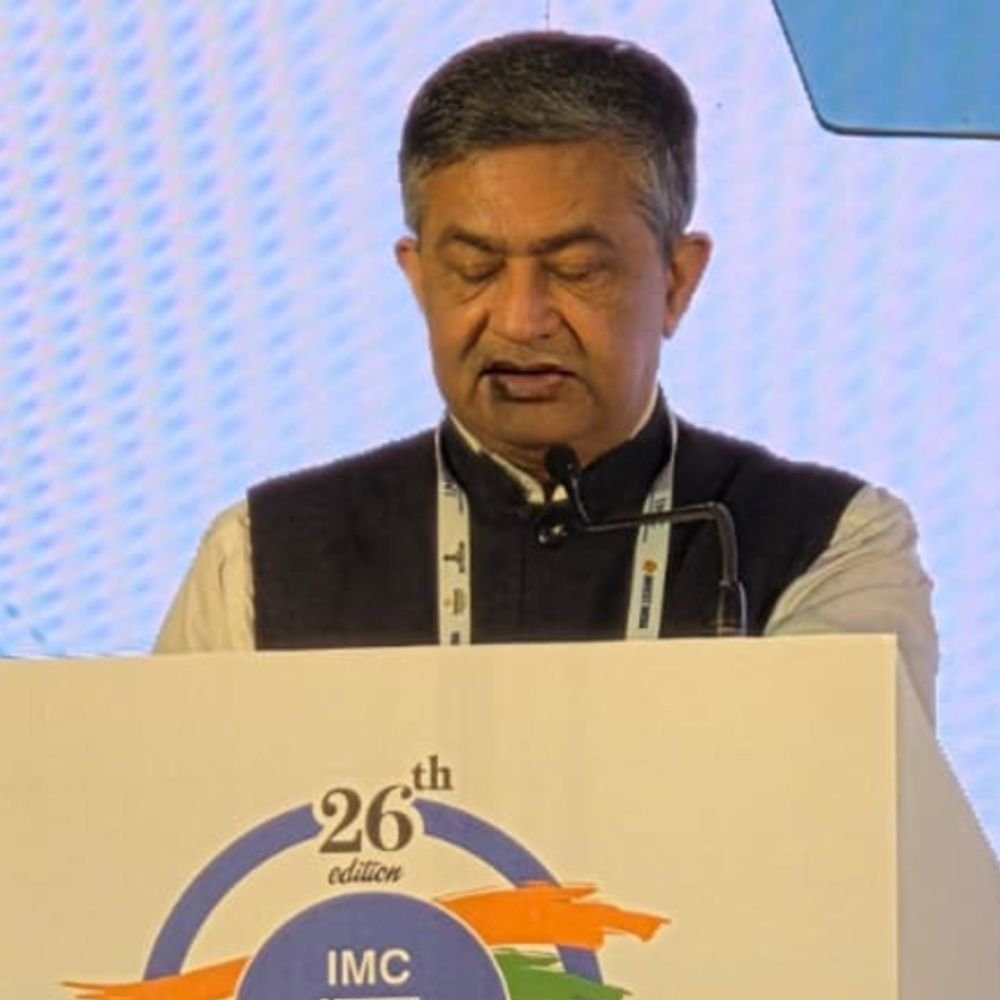 nse ceo बोले भारत ai में की प्लेयर बनने को तैयार:it रेवोल्यूशन की तरह ग्लोबल सर्विसेज पावरहाउस बनेगा देश, युवा पॉपुलेशन लीड करेगी