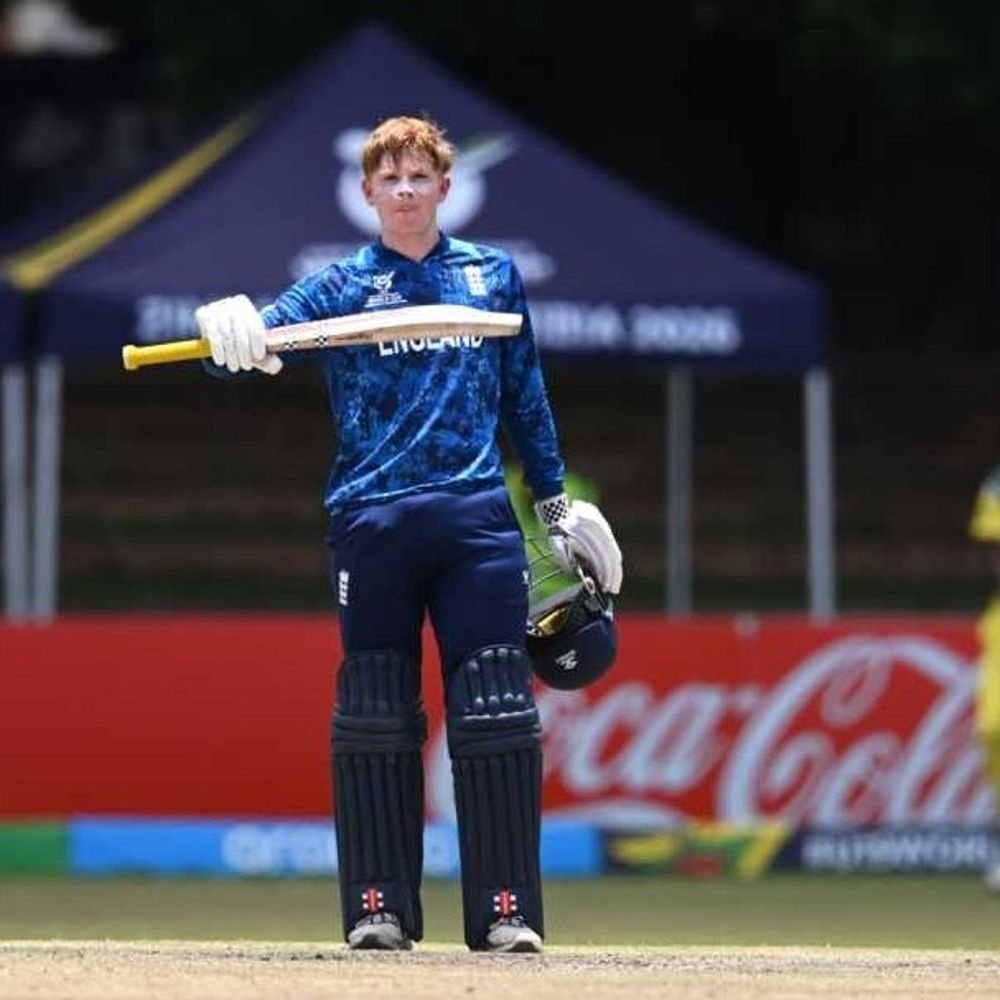 इंग्लैंड तीसरी बार अंडर 19 वर्ल्ड कप के फाइनल में:डिफेंडिंग चैंपियन ऑस्ट्रेलिया को 27 रन से हराया, कप्तान थॉमस रयू का शतक