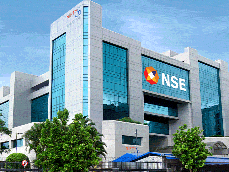 सेंसेक्स 400 अंक चढ़कर 82,650 पर पहुंचा:निफ्टी 130 अंक चढ़ा, 25,550 पर कारोबार कर रहा, आईटी शेयरों में खरीदारी