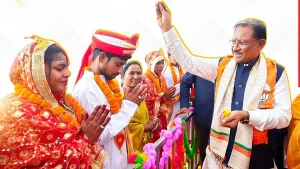 cg mass marriage: छत्तीसगढ़ में 6 हजार से अधिक जोड़े विवाह बंधन में बंधे, 25 सरेंडर नक्सलियों ने लिए सात फेरे