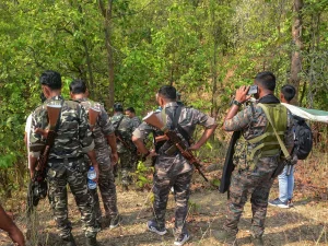 cg naxal surrender: 15 नक्सली 3 मार्च तक करेंगे सरेंडर, गृहमंत्री सुरक्षा का वीडियो करेंगे जारी