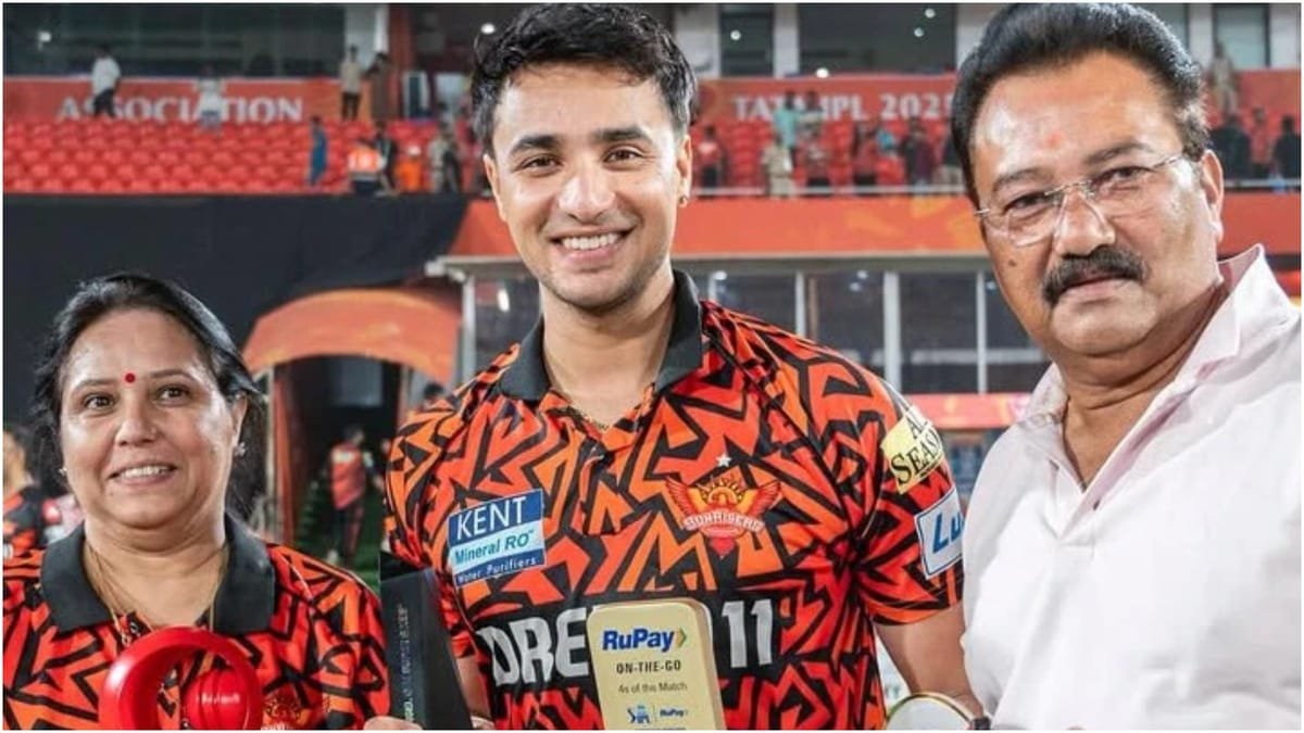 abhishek sharma: क्या पाकिस्तान के खिलाफ आज खेलेंगे अभिषेक शर्मा? पिता को उम्मीद शानदार प्रदर्शन करेगा बेटा