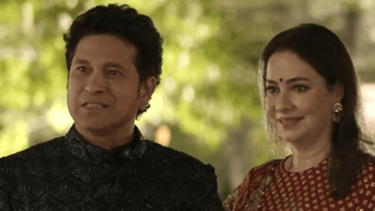 arjun saniya wedding: जब सचिन की आंखों में दिखा गर्व और प्यार, बेटे अर्जुन से कहा मुझे तुम पर फख्र है; video