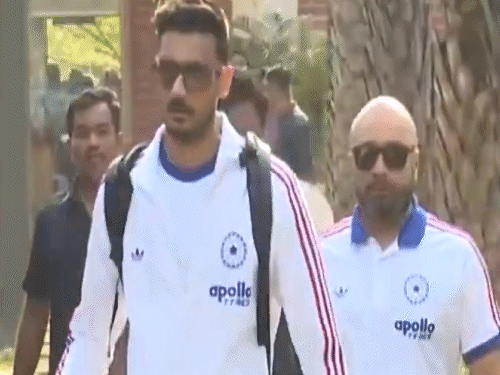 पाकिस्तान को हराकर अहमदाबाद पहुंची टीम इंडिया:यहां 18 फरवरी को नीदरलैंड्स से मुकाबला; भारत सुपर 8 में जगह बना चुका