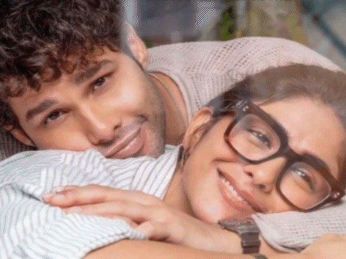 ‘दो दीवाने शहर में’ और ‘अस्सी’ की धीमी शुरुआत:‘ओ रोमियो’ के आठवें दिन से भी की कम कमाई; जानें फिल्मों का कलेक्शन