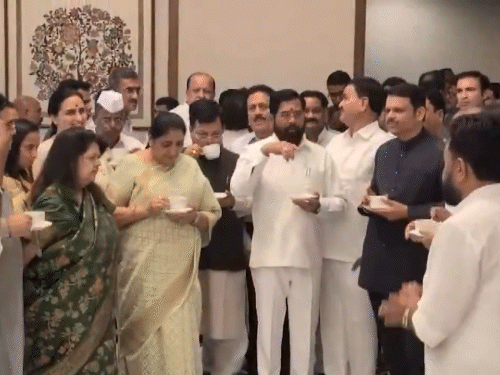 महाराष्ट्र बजट सत्र पहली बार दोनों सदन में नेता प्रतिपक्ष नहीं:cm फडणवीस बजट पेश करेंगे; राज्यपाल बोले अगले 5 साल में 50 लाख नौकरियों का टार्गेट