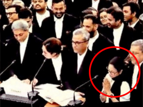 sir पर ममता बोलीं ec बंगाल को निशाना बना रहा:नाम मिसमैच पर दिए नोटिस वापस लिए जाएं; पहली बार किसी cm ने सुप्रीम कोर्ट में दलील दी