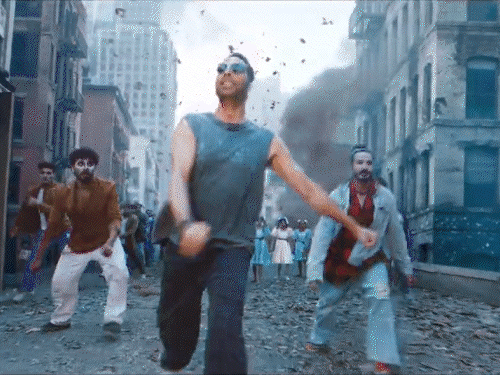 ‘भूत बंगला’ का पहला गाना ‘रामजी आके भला करेंगे’ रिलीज:अक्षय कुमार क्लासिक कॉमिक अंदाज में नजर आए; गाने में हाई एनर्जी विजुअल्स, भूतिया माहौल दिखा