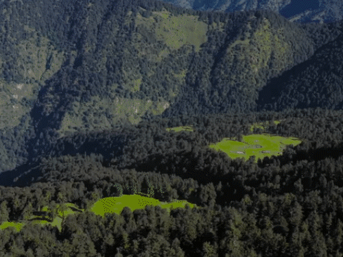 पहली बार 83 हिमालयी चोटियां सभी के लिए खुलीं:भारतीयों के लिए फीस शून्य, विदेशियों को 80 हजार तक की छूट, जानिए कब और कैसे जाएं