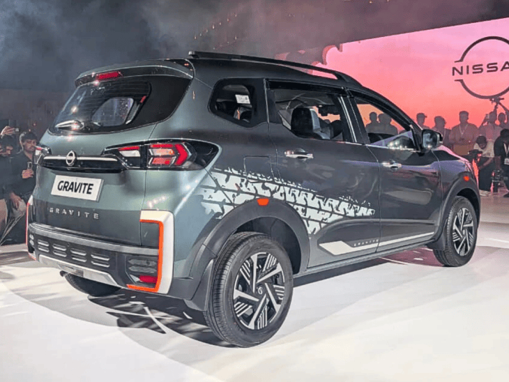 निसान ग्रेवाइट ₹5.65 लाख की शुरुआती कीमत पर लॉन्च:7 सीटर कार में 19.6kmpl का माइलेज और 10 साल की वारंटी; रेनो ट्राइबर से मुकाबला