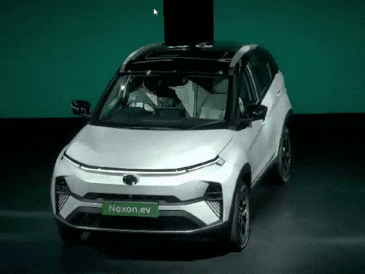 जनवरी 2026 में टाटा नेक्सन बनी देश की नंबर 1 कार:रिकॉर्ड 23,365 यूनिट्स बिकीं, मारुति की डिजायर को पीछे छोड़ा