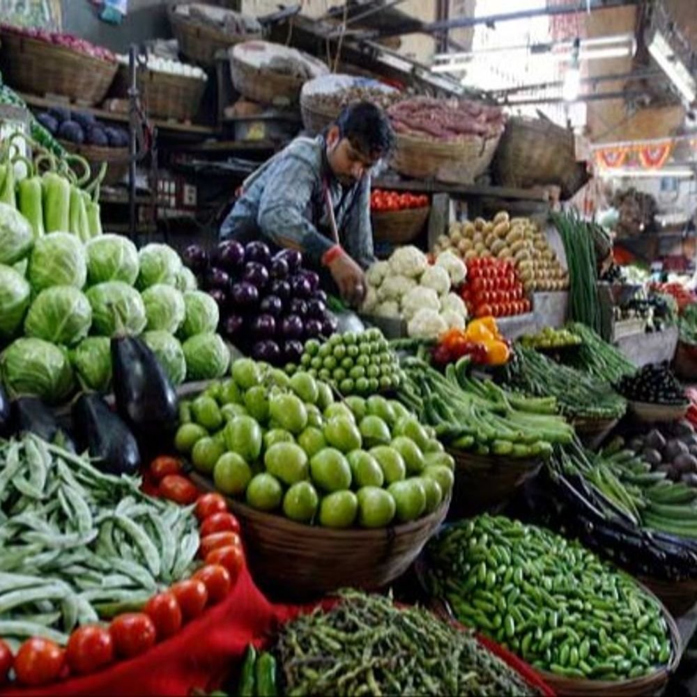 रिटेल महंगाई 8 महीने में सबसे ज्यादा:जनवरी में बढ़कर 2.75% पर पहुंची, दिसंबर में 1.33% थी; सरकार ने महंगाई मापने का तरीका बदला