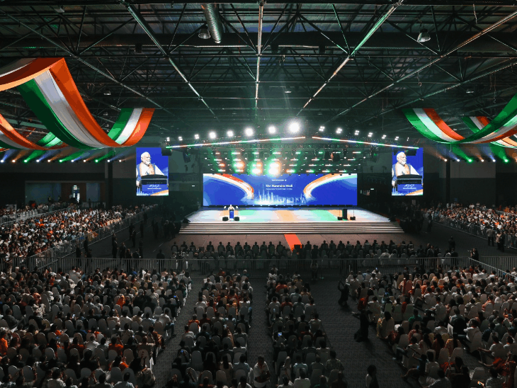 मलेशिया पहुंचे मोदी को रिसीव करने पहुंचे pm इब्राहिम:प्रधानमंत्री बोले ये उनका भारतीयों के लिए प्रेम, यहां जल्द upi लॉन्च करेंगे