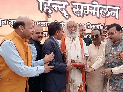 'अखिलेश मुसलमान और राहुल हिन्दुओं को ईसाई बनाना चाह रहे':प्रमोद कृष्णम बोले पहले पार्टी के लिए थे समस्या, अब राष्ट्र की समस्या हैं नेता प्रतिपक्ष