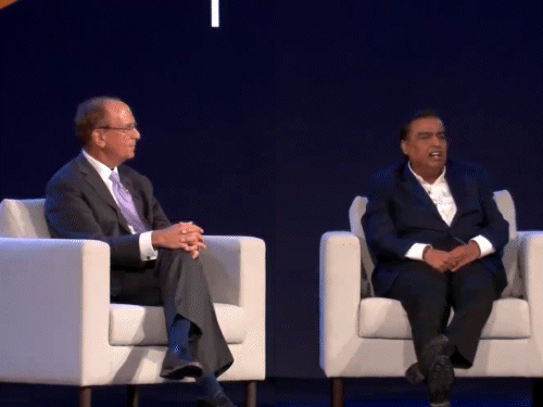 भारत में बनेंगी 100 नई 'रिलायंस':मुकेश अंबानी बोले ai से डरें नहीं, यह नौकरियां देगा; रिलायंस और ब्लैक रॉक में पार्टनरशिप