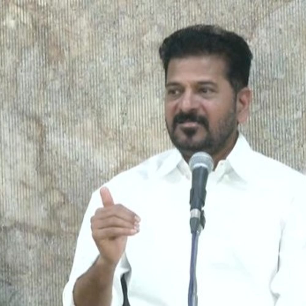 रेवंत रेड्डी बोले bjp के लिए ओवैसी ही इकलौते भगवान:पार्टी राम का नाम लेती है, लेकिन वोट aimim के नाम पर मांगती है