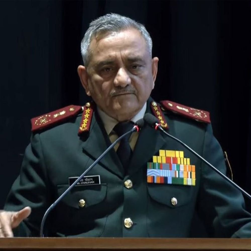 cds चौहान बोले मौजूदा दुनिया में दोस्त दुश्मन तय करना मुश्किल:पार्टनरशिप लेन देन पर निर्भर; भारत को अकेले काम करने के लिए तैयार रहना होगा