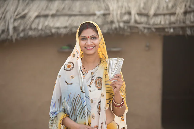 छत्तीसगढ़ बजट में महिला सशक्तिकरण पर जोर,बेटियों को 18 वर्ष की उम्र पर मिलेगी डेढ़ लाख की मदद, जानें बजट में महिलाओं के लिए क्या कुछ है खास ?