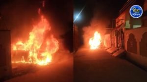 raipur car video: रायपुर में पेट्रोल डालकर फूंक दीं कांग्रेस नेता की कारें! देखें वीडियो 