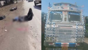 raigarh truck accident: ट्रक की टक्कर से बाइक सवार पिता पुत्र की मौत, पत्नी और दूसरा बेटा गंभीर घायल