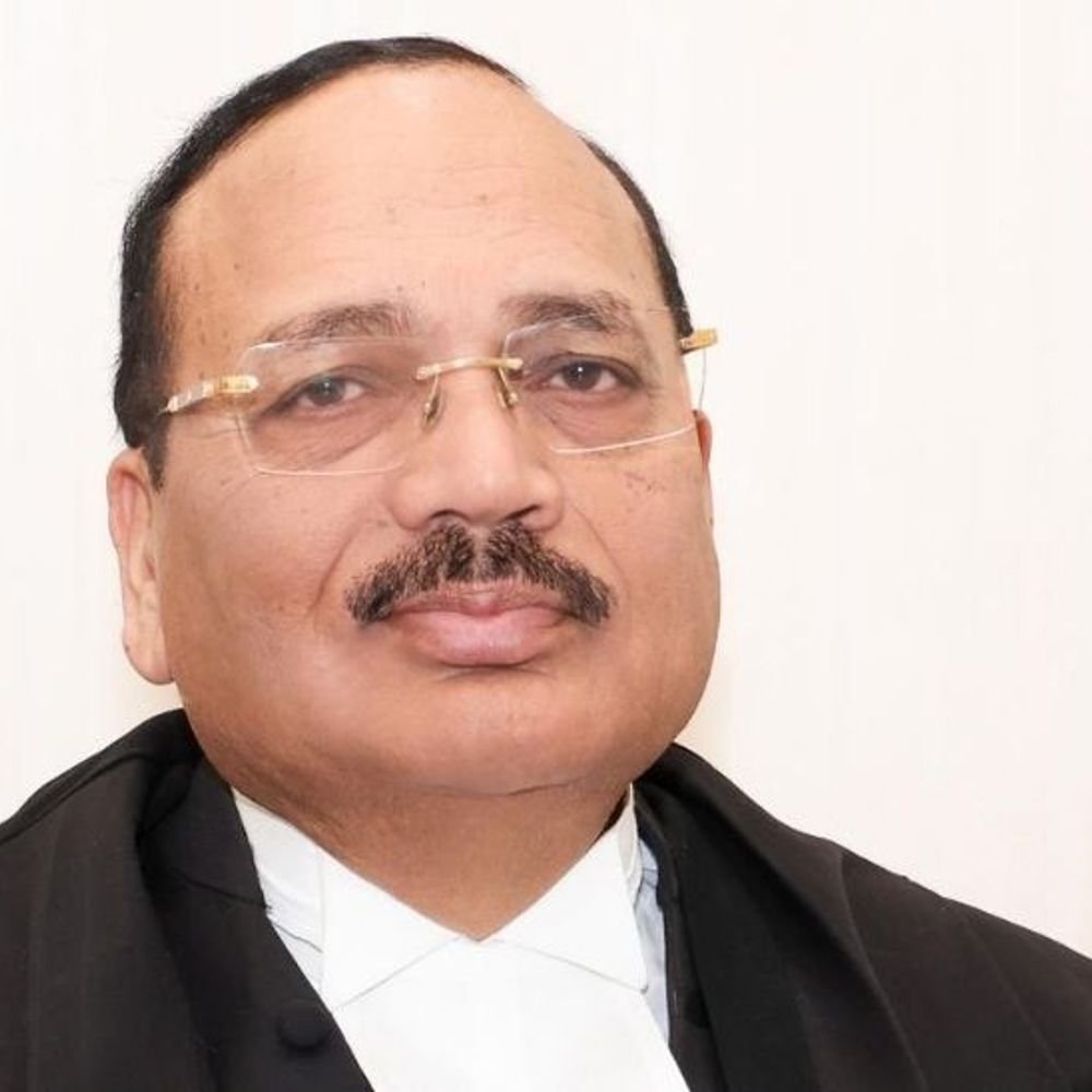 ncert किताब में जजों के भ्रष्टाचार पर cji का एक्शन:कहा न्यायपालिका को बदनाम करने की इजाजत किसी को नहीं दी जाएगी