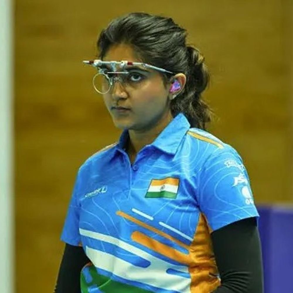 ईशा ने एशियन शूटिंग चैंपियनशिप में दूसरा गोल्ड जीता:10 मीटर एयर पिस्टल सम्राट को ब्रॉन्ज; पहले दिन भारत ने 9 मेडल जीते