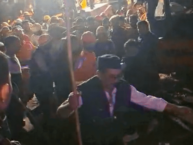 कोटा में रेस्टोरेंट की बिल्डिंग गिरी, देखिए 10 photos:मलबे में दबे लोग चीख रहे थे हमें बचा लो; युवक के दोनों पैर कटे