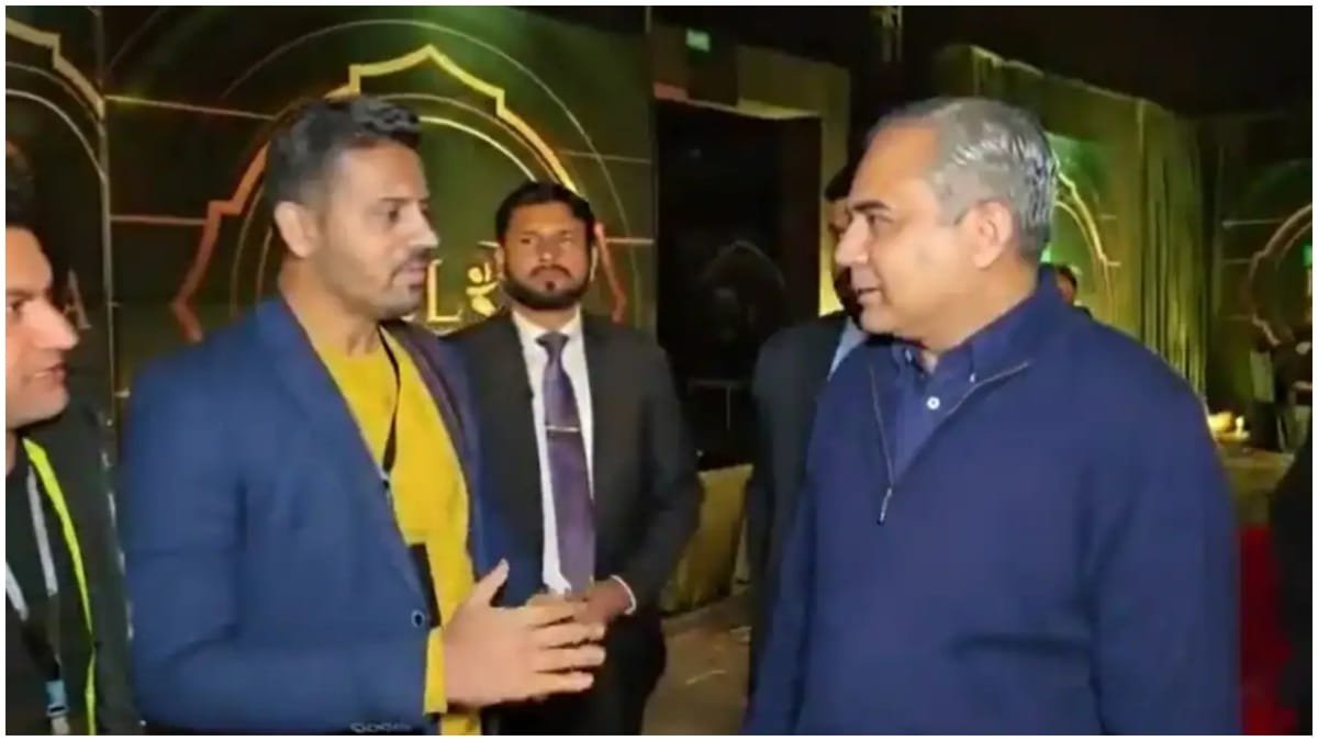 कैमरे पर घिरे नकवी: 'अपने लिए कुछ नहीं किया', यू टर्न पर pcb का बचाव करते हुए यह बयान देकर खुद का मजाक बनवाया