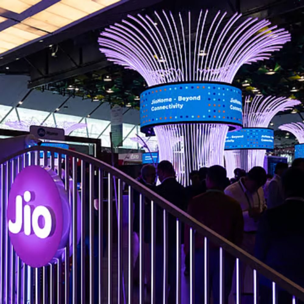 रिलायंस ने खरीदी ऑस्कर जीतने वाली कंपनी की हिस्सेदारी:सिखिया एंटरटेनमेंट के साथ 50.1% हिस्सेदारी के लिए ₹150 करोड़ में डील