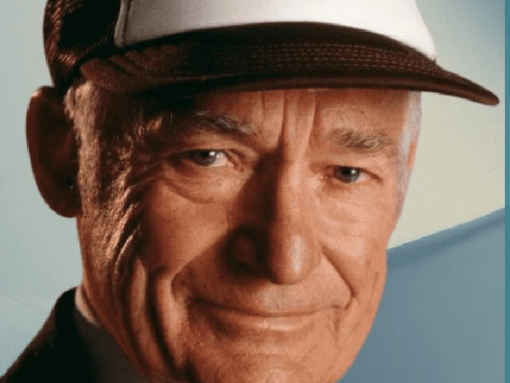 अमेजन अब सबसे बड़ी कंपनी:10 साल में पहली बार पिछड़ी वॉलमार्ट, आय के पैमाने पर टेक सपोर्टेड कंपनी आगे निकली