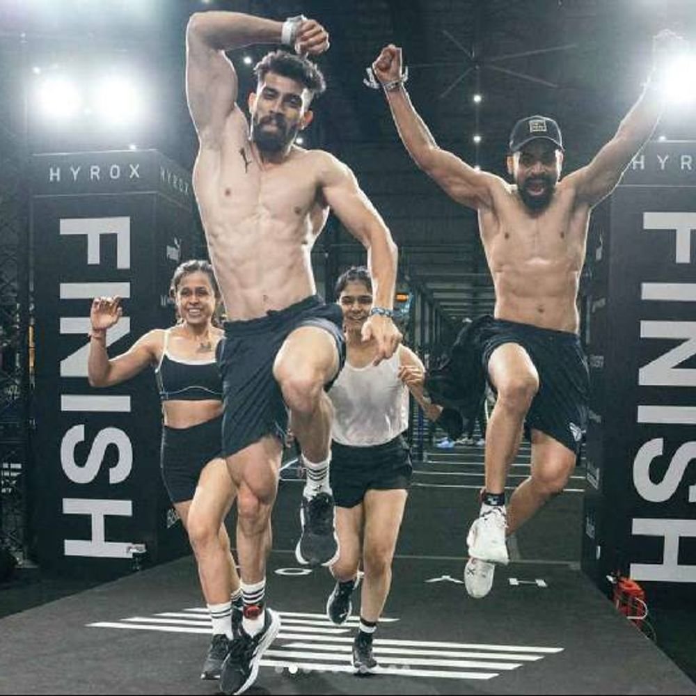 फिटनेस की नई रेस 'हायरॉक्स' भारत में वायरल:पिछले साल मई में हुई शुरुआत, अब 11 12 अप्रैल को बेंगलुरु में होगी; 29 देशों में है पॉपुलर