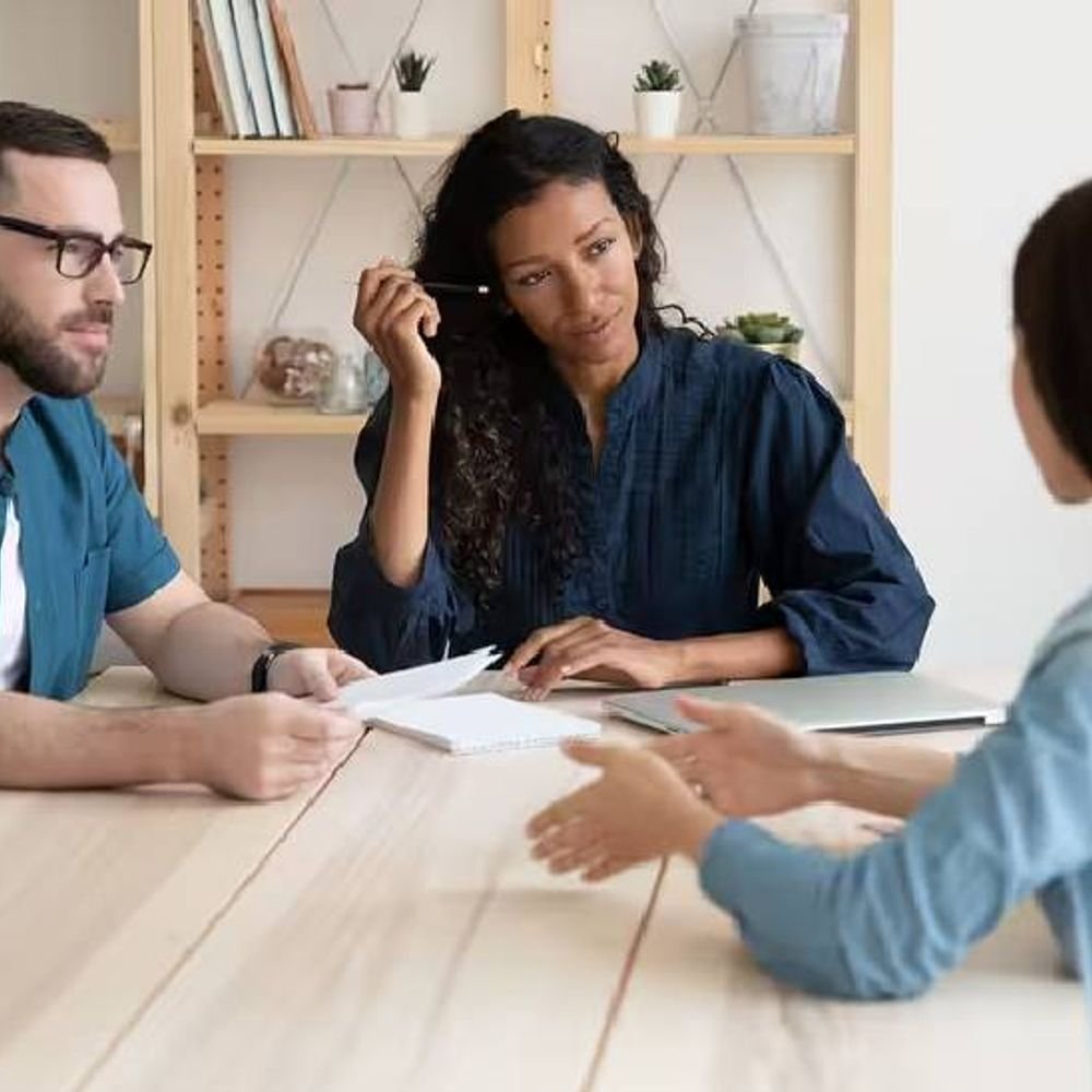 इंटरव्यू मीटिंग में ‘अ... ऊं...’ जैसे शब्दों से घटता है आत्मविश्वास:विशेषज्ञ बोले बोलचाल में ‘फिलर’ शब्दों का जरूरत से ज्यादा इस्तेमाल जानकारी की कमी का संकेत